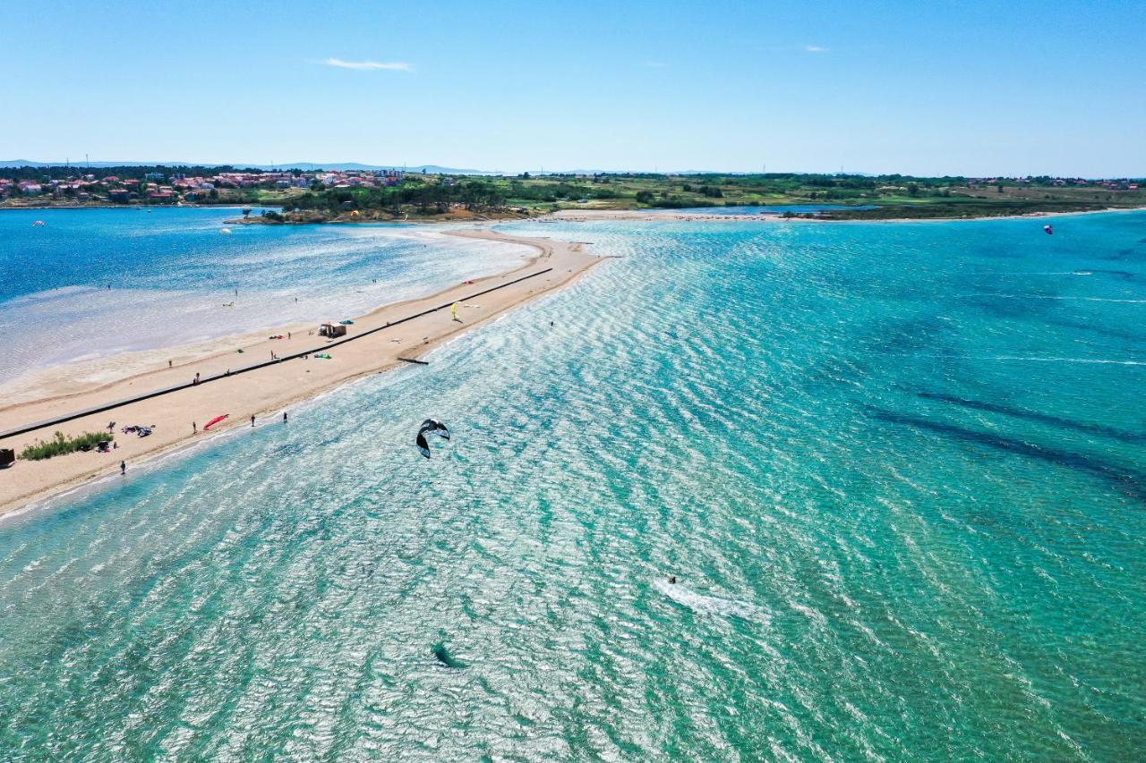 Beach Paradise 5 Stars Apartments Nin Kültér fotó